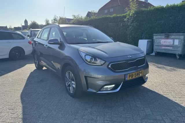 Kia Niro (2017) thumbnail 3