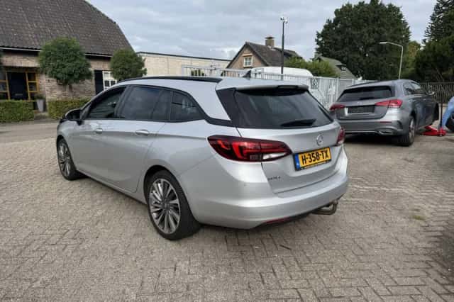 Opel Astra (2020) thumbnail 4