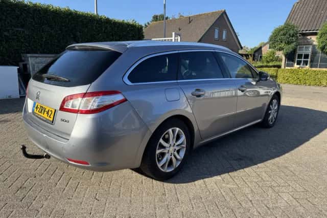 Peugeot 508 (2015) thumbnail 4