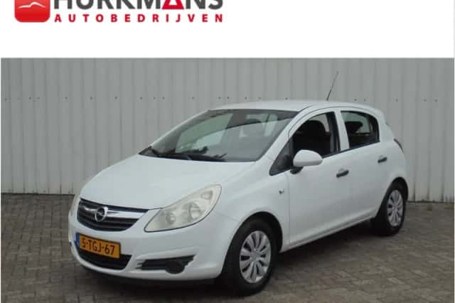Opel Corsa (2010) thumbnail 1