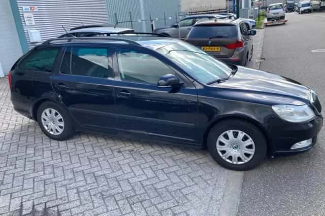 Škoda Octavia (2012) thumbnail 6
