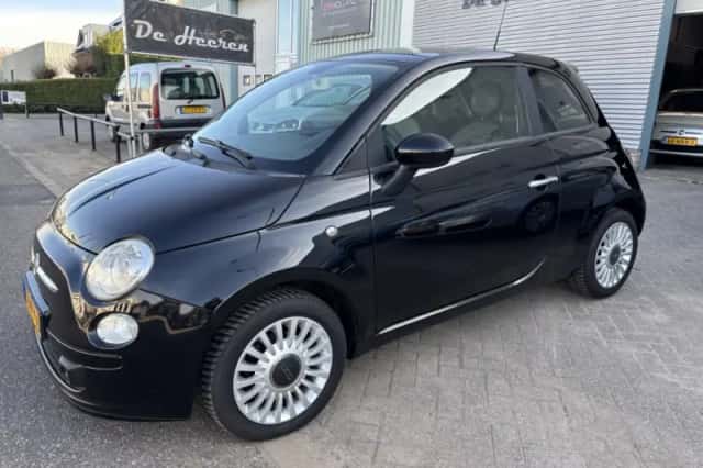 Fiat 500 (2009) thumbnail 2
