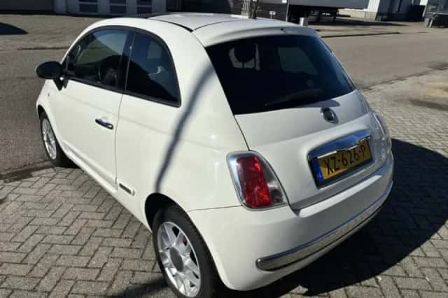 Fiat 500 (2009) thumbnail 3