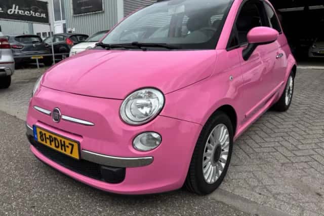Fiat 500 (2011) thumbnail 2