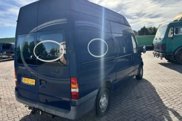 Ford Transit (2001) thumbnail 4
