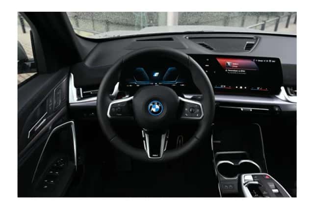 BMW iX1 (2026) thumbnail 6