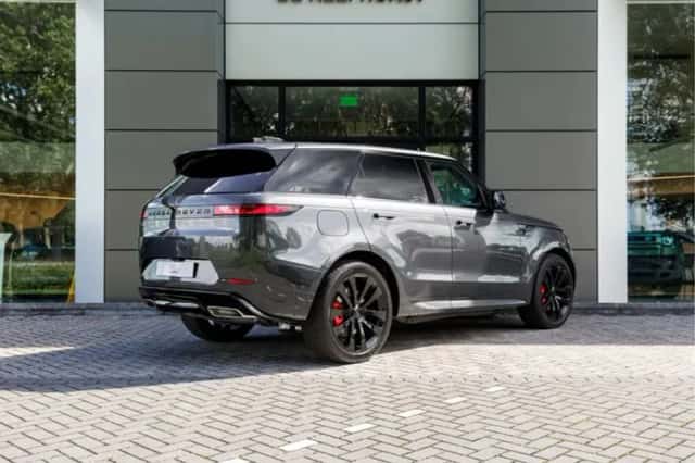 Land Rover Range Rover Sport (2026) thumbnail 2