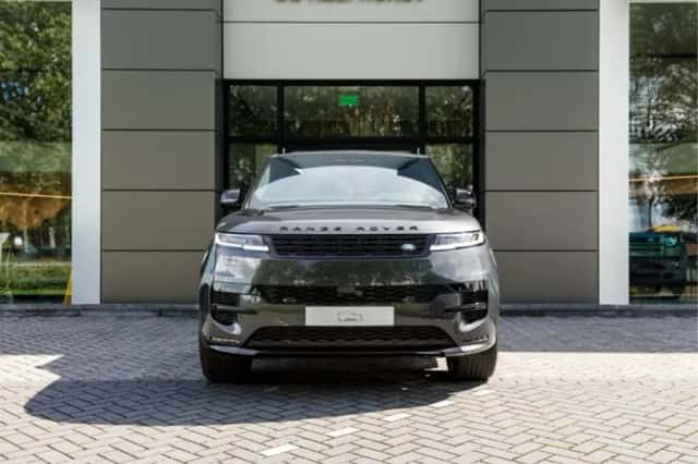 Land Rover Range Rover Sport (2026) thumbnail 6