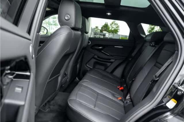 Land Rover Range Rover Evoque (2026) thumbnail 5