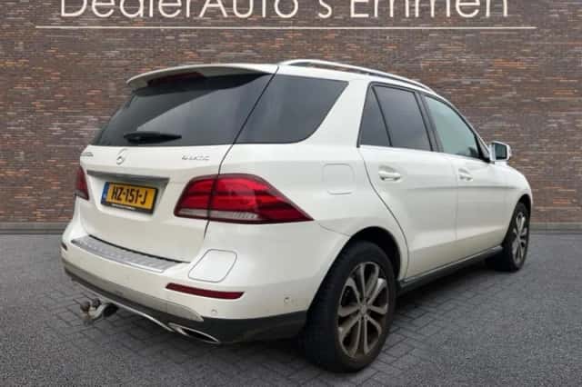 Mercedes-Benz GLE-Klasse (2015) thumbnail 4