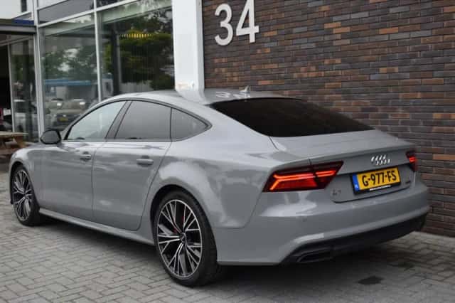 Audi A7 (2016) thumbnail 2