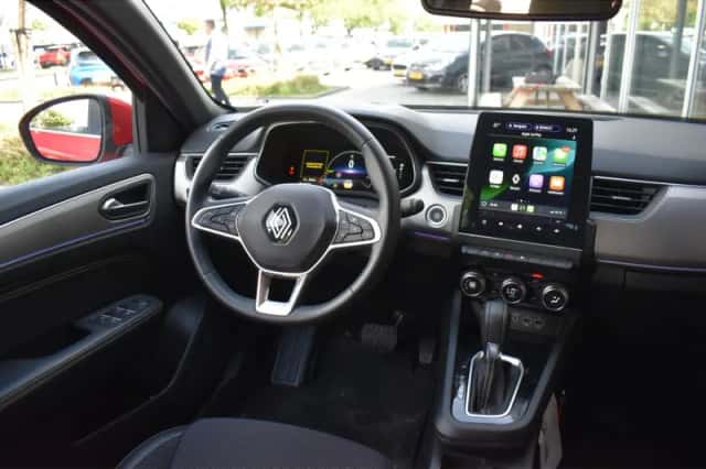 Renault Arkana (2024) thumbnail 5