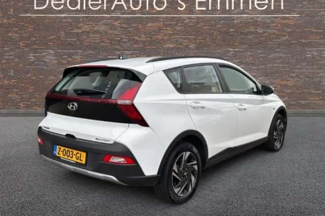 Hyundai Bayon (2024) thumbnail 4