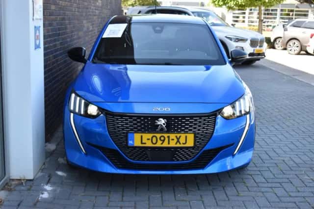 Peugeot 208 (2021) thumbnail 4