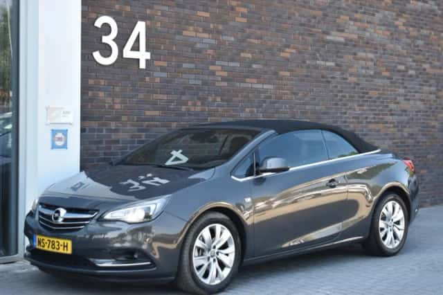 Opel Cascada (2014) thumbnail 4