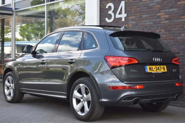 Audi Q5 (2017) thumbnail 3