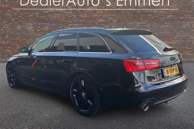 Audi A6 (2012) thumbnail 4