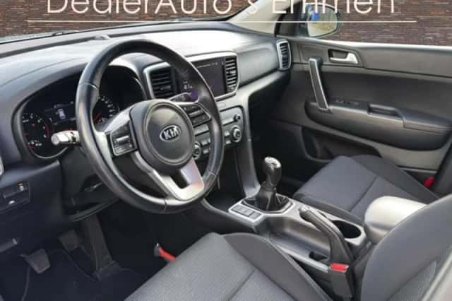 Kia Sportage (2021) thumbnail 5