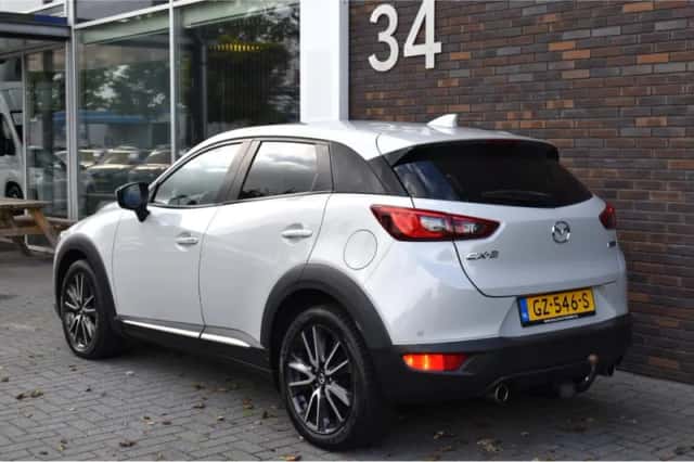 Mazda CX-3 (2015) thumbnail 2
