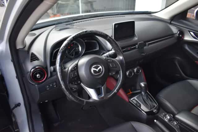 Mazda CX-3 (2015) thumbnail 4