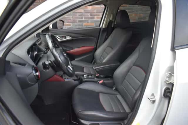 Mazda CX-3 (2015) thumbnail 5