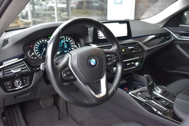 BMW 5-Serie (2018) thumbnail 4