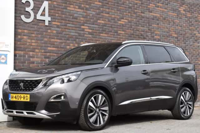 Peugeot 5008 (2020) thumbnail 3