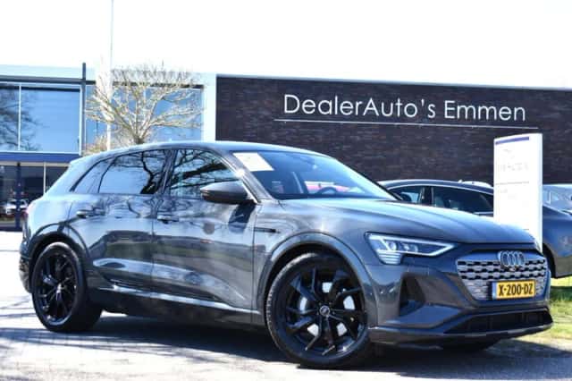 Audi Q8 e-tron (2023) thumbnail 1