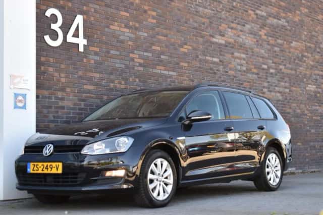 Volkswagen Golf (2014) thumbnail 3