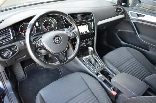 Volkswagen Golf (2014) thumbnail 4