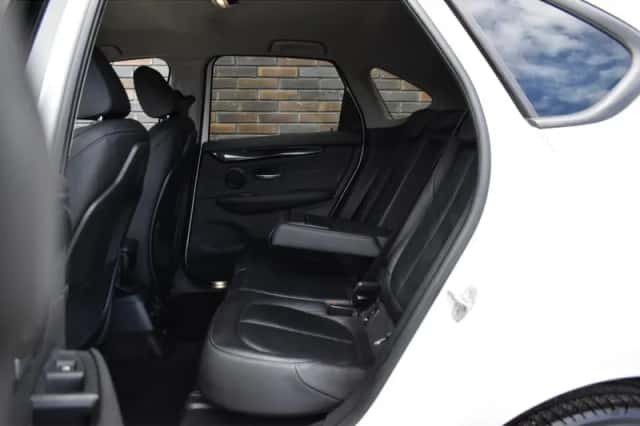 BMW 2-Serie Active Tourer (2021) thumbnail 5