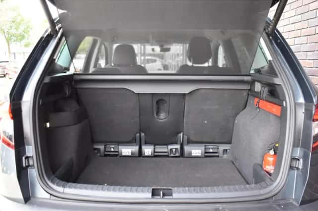 Škoda Karoq (2018) thumbnail 6
