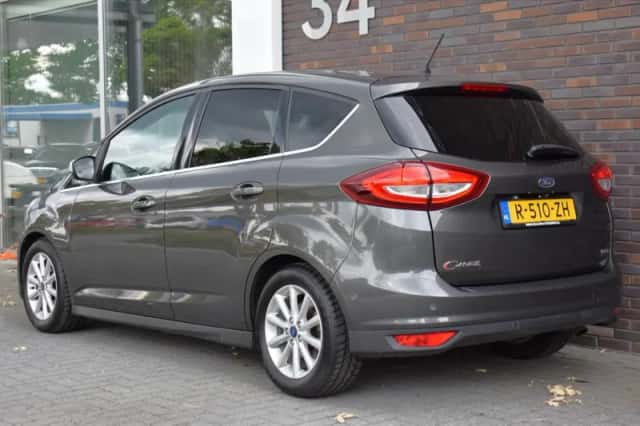Ford C-Max (2018) thumbnail 3