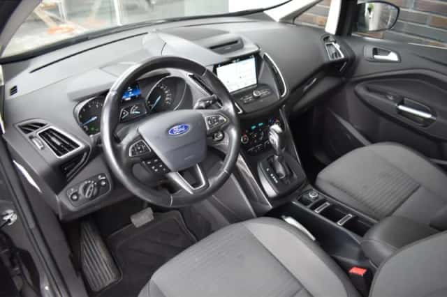 Ford C-Max (2018) thumbnail 5