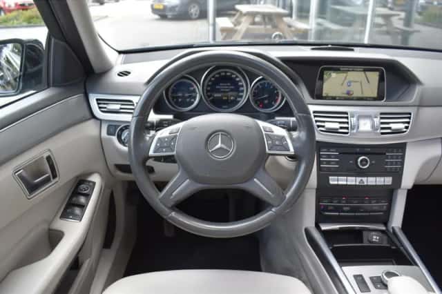 Mercedes-Benz E-Klasse (2016) thumbnail 6