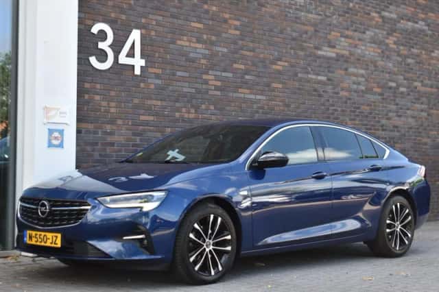 Opel Insignia (2021) thumbnail 2