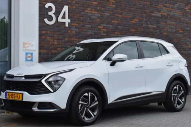 Kia Sportage (2023) thumbnail 6