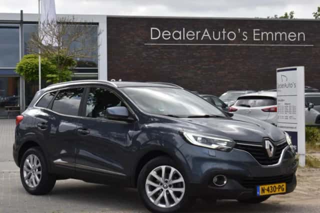 Renault Kadjar (2017) thumbnail 2