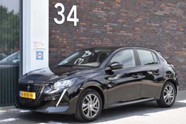 Peugeot 208 (2021) thumbnail 3