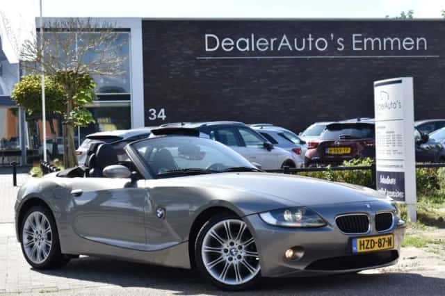 BMW Z4 (2004) thumbnail 1