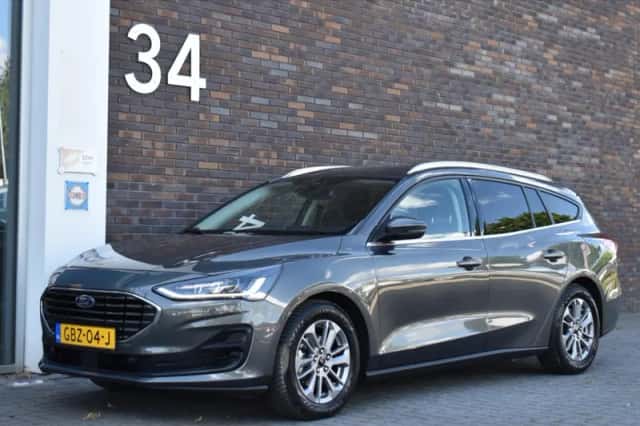Ford Focus (2024) thumbnail 2