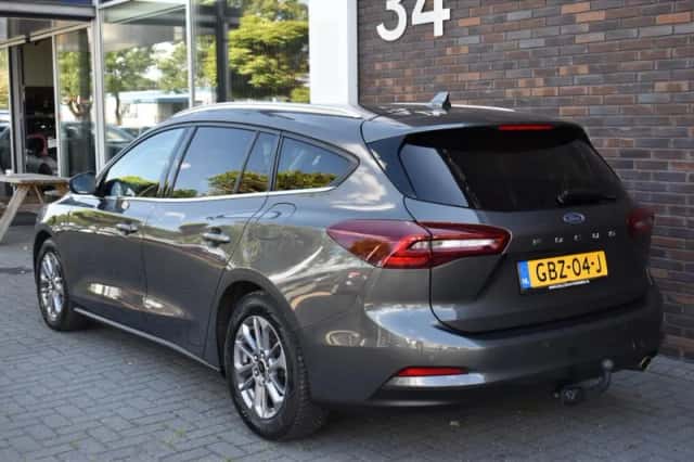 Ford Focus (2024) thumbnail 5