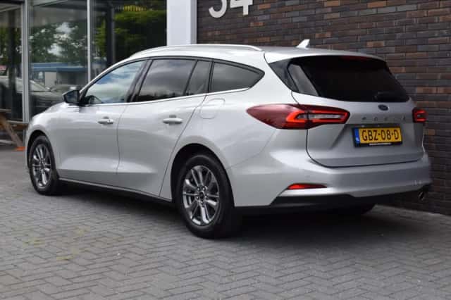 Ford Focus (2024) thumbnail 2