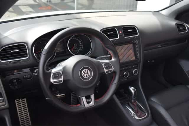 Volkswagen Golf (2014) thumbnail 4