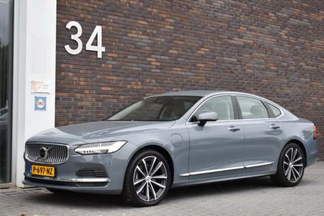 Volvo S90 (2022) thumbnail 3