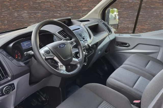 Ford Transit (2016) thumbnail 5