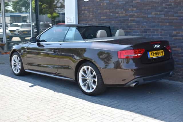 Audi A5 (2010) thumbnail 2