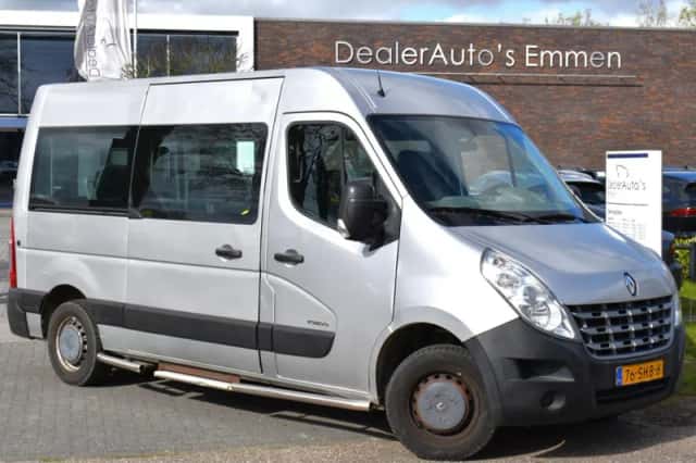 Renault Master (2011) thumbnail 1