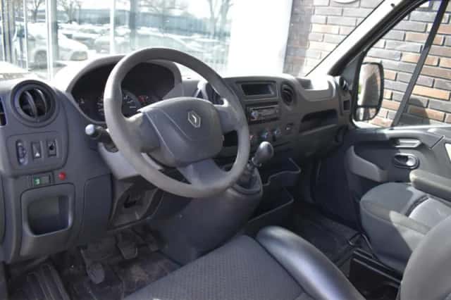Renault Master (2011) thumbnail 4