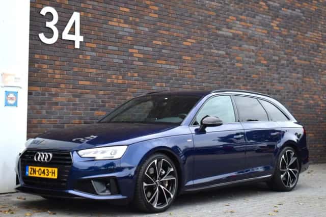 Audi A4 (2019) thumbnail 2